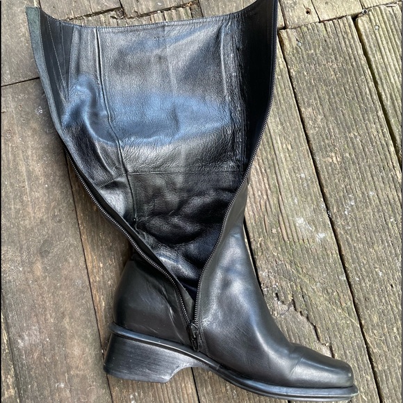 COUNTRY ROAD BOOTS - Picture 6 of 6